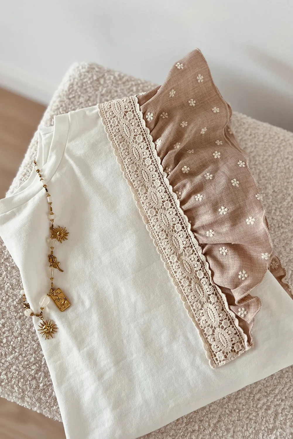 White Lace Patched Embroidered Ruffled Sleeve Tee