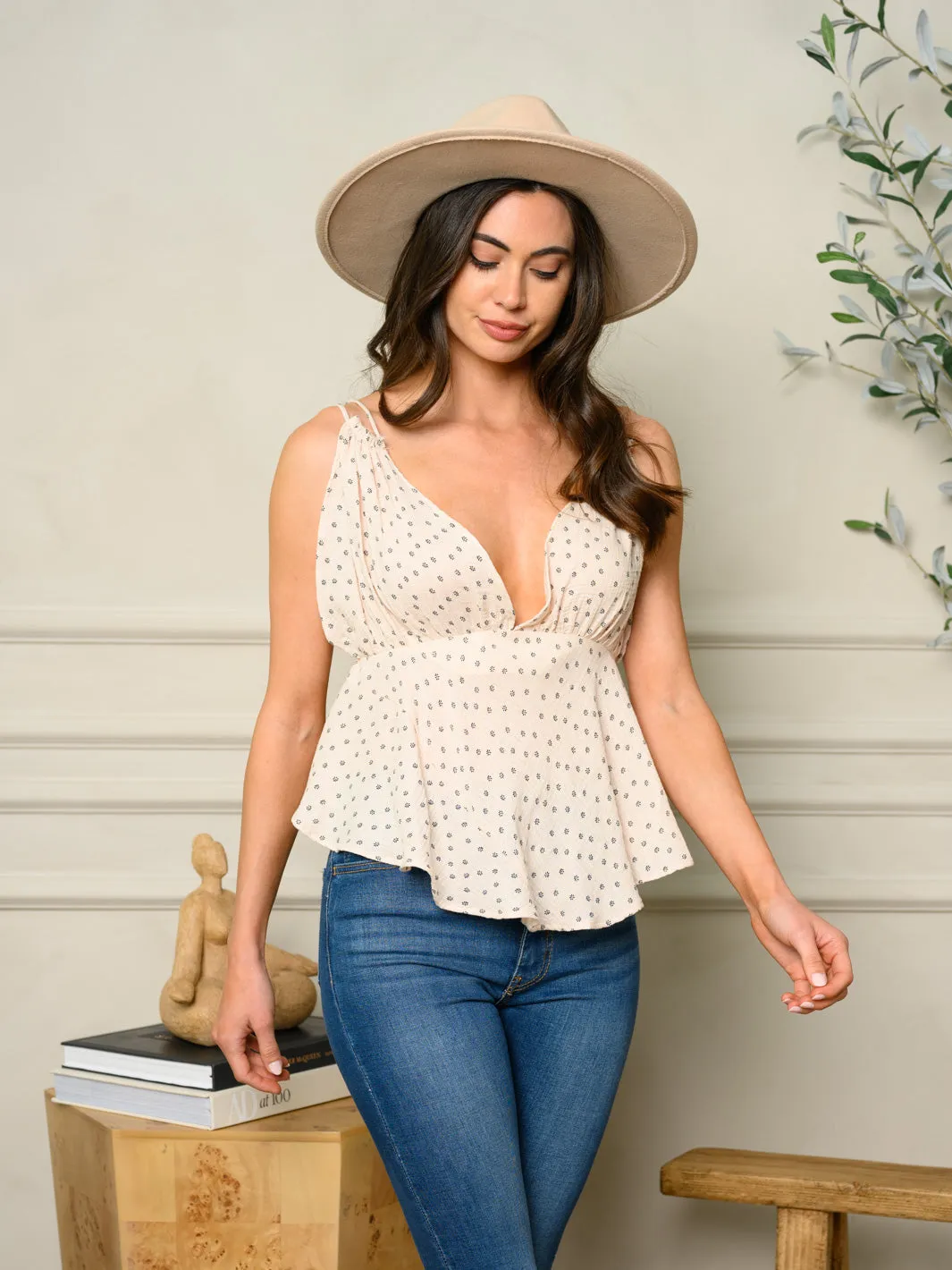 WOMEN'S SLEEVELESS V-NECK PEPLUM CAMI TANK TOP