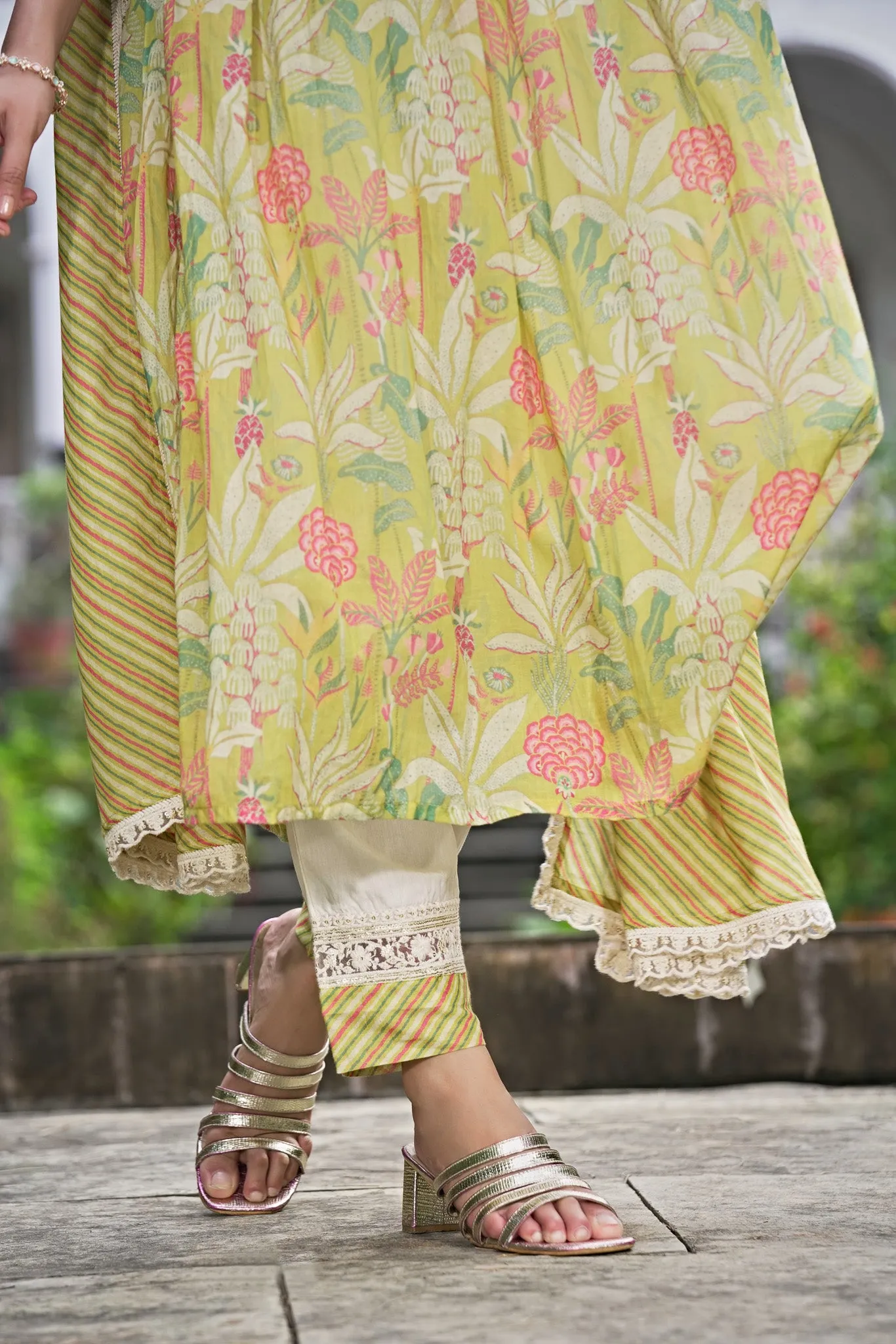 Yellow Mul Cotton Suit Set