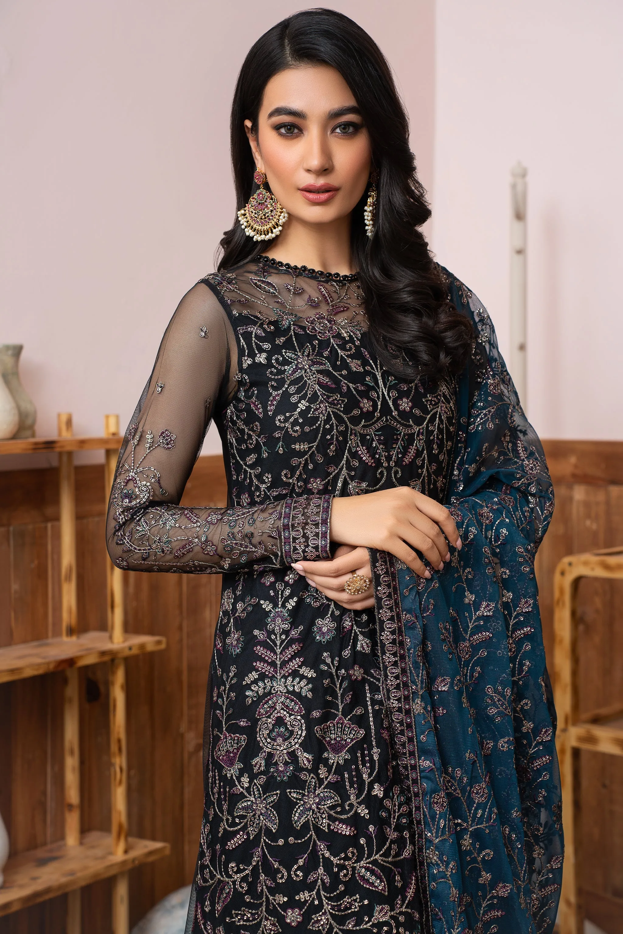 ZLM 02 ZIMMEL | Zarif Meeral Luxury Formals collection.
