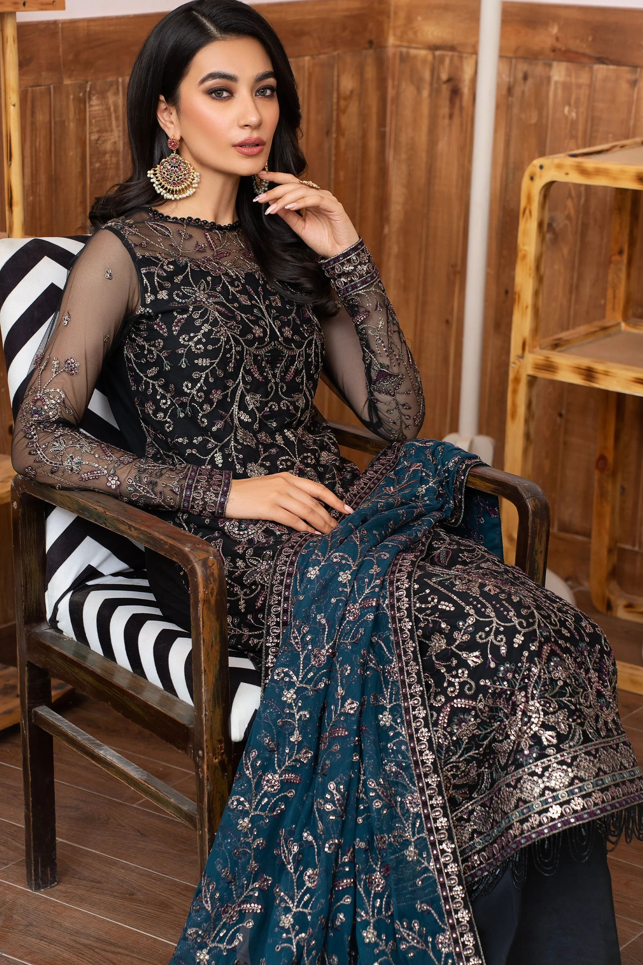 ZLM 02 ZIMMEL | Zarif Meeral Luxury Formals collection.
